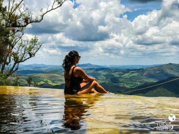 Janela Do C U Ibitipoca Como Visitar O Mirante Em Minas Gerais