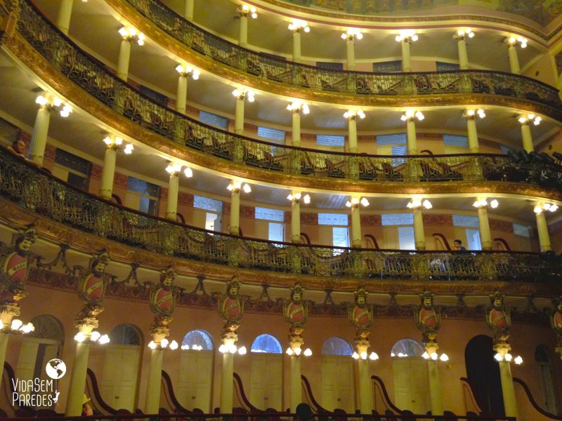 Tour no interior do Teatro Amazonas