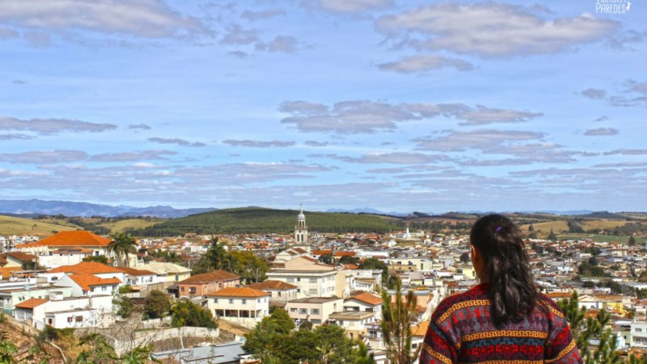 Cruzília Minas Gerais fonte: vidasemparedes.com.br Fonte: vidasemparedes.com.br