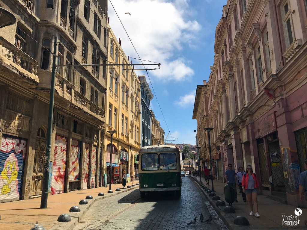 O que fazer em Valparaíso, Chile: centro histórico e trolebuses
