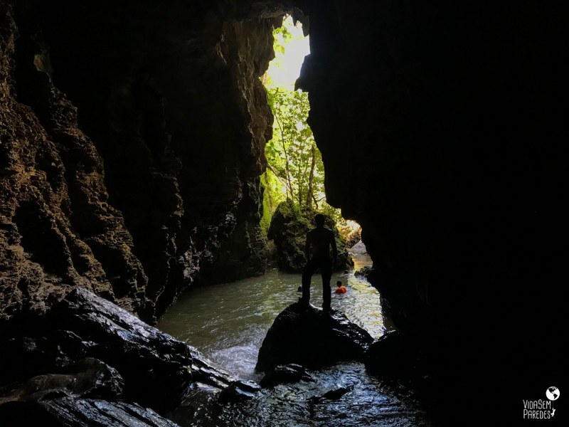 O que fazer em Mambaí, Goiás: Caverna Lapa do Penhasco